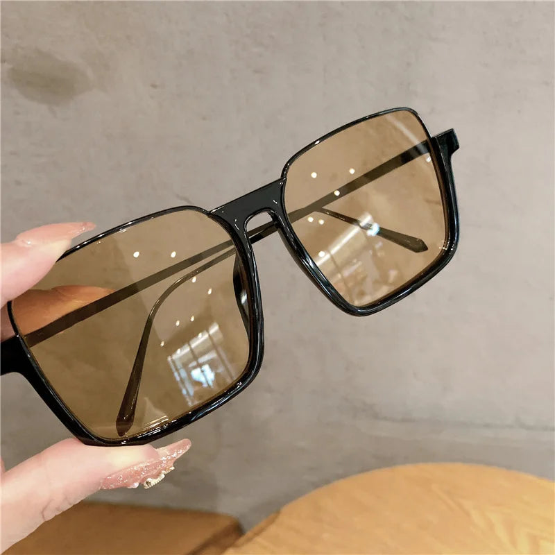 New Vintage Fashion Sunglasses For Women Metal Square Frame
Sun Glasses Photograph Sun Eyewear UV400