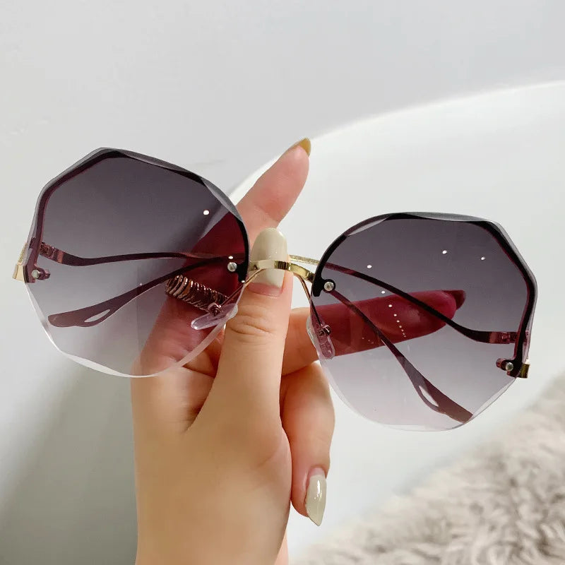 Luxury Round Gradient Sunglasses Women Metal Curved Temples Eyewear Ocean Rimless Fashion Sun Glasses