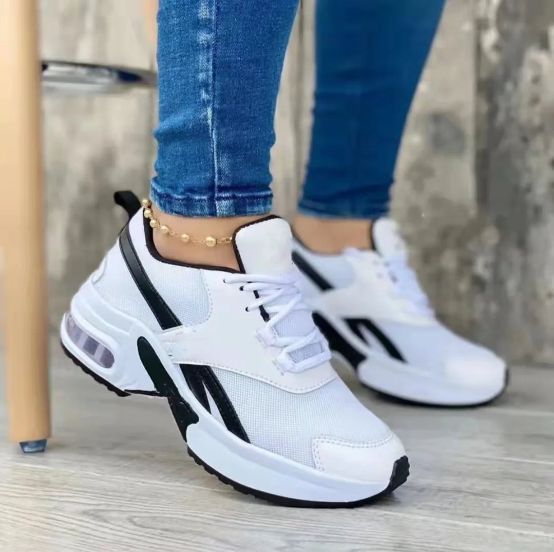 Women's Outdoor running shoes Mesh Breathable women's sneakers Tennis shoes Women's casual sneakers