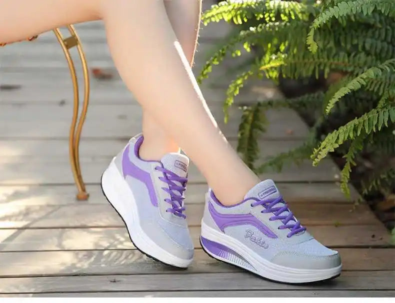 Women Sneakers Shoes Fashion Women Vulcanized Shoes High Quality Flats Shoes Women Walking platform Plus Size Zapatillas Mujer