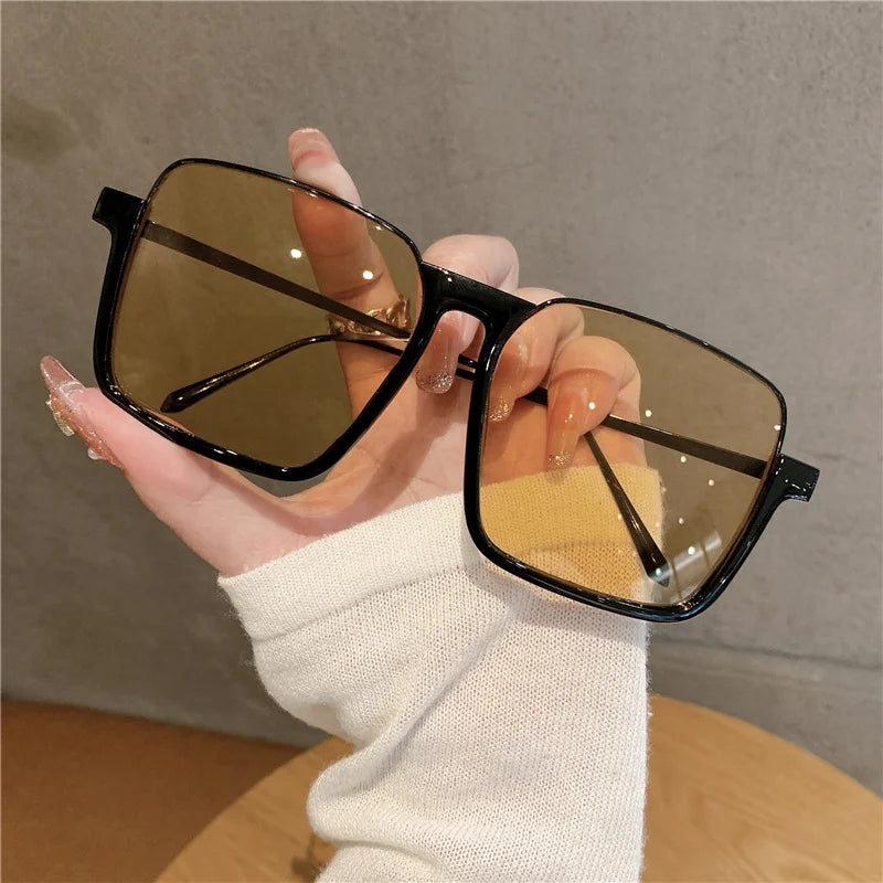 New Vintage Fashion Sunglasses For Women Metal Square Frame
Sun Glasses Photograph Sun Eyewear UV400