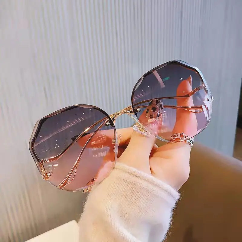 Luxury Round Gradient Sunglasses Women Metal Curved Temples Eyewear Ocean Rimless Fashion Sun Glasses